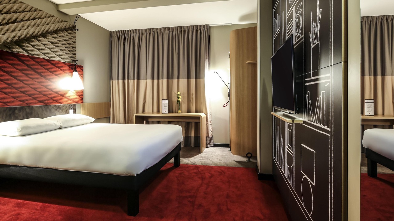 Photo of Bedroom in Souche