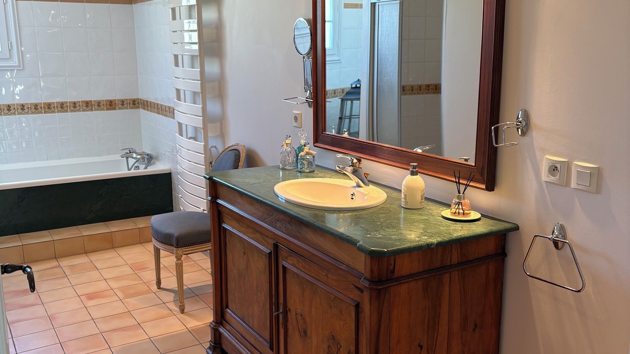 Photo of Bathroom in Jaunay-Marigny