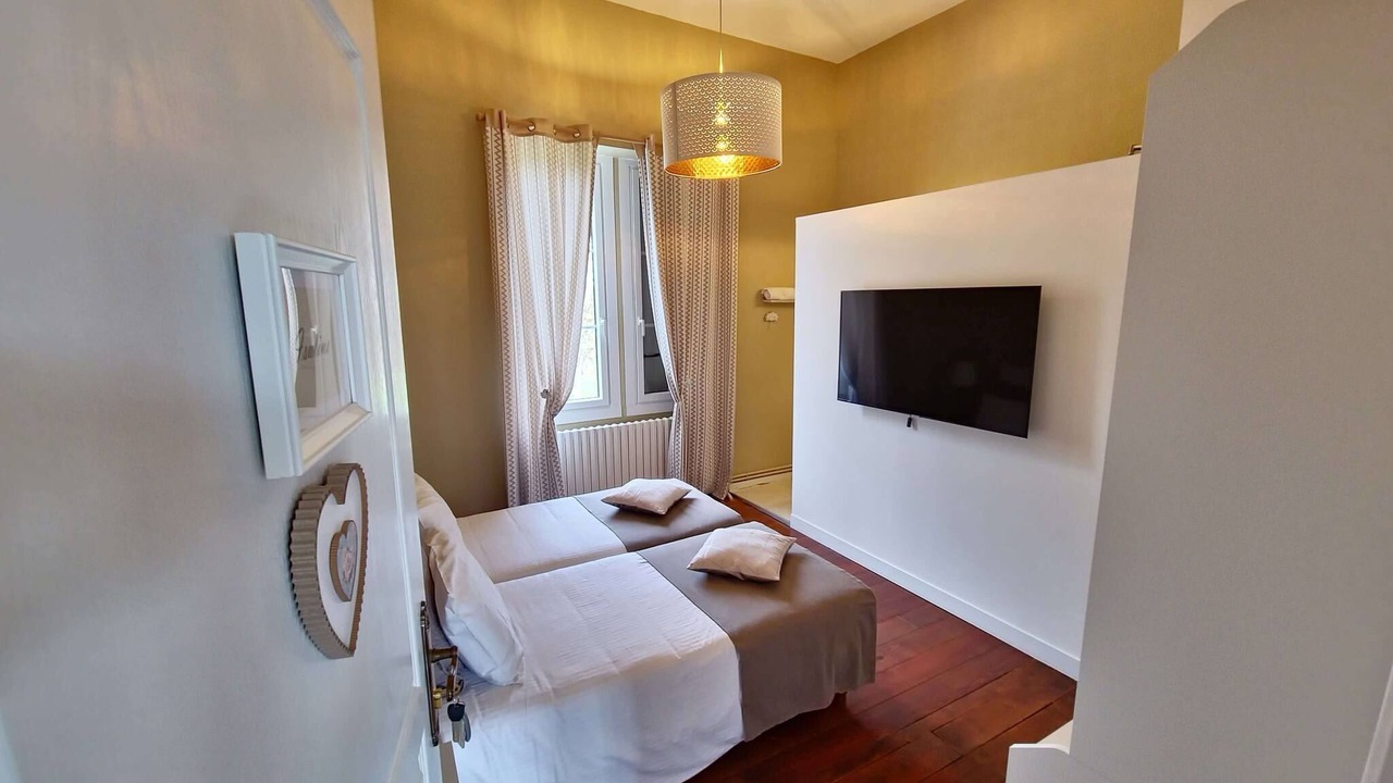 Photo of Bedroom in Rouffignac-de-Sigoules