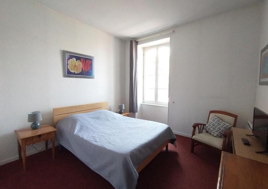 Photo of Bedroom in Nerac