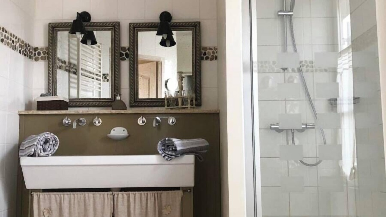 Photo of Bathroom in Jaunay-Marigny