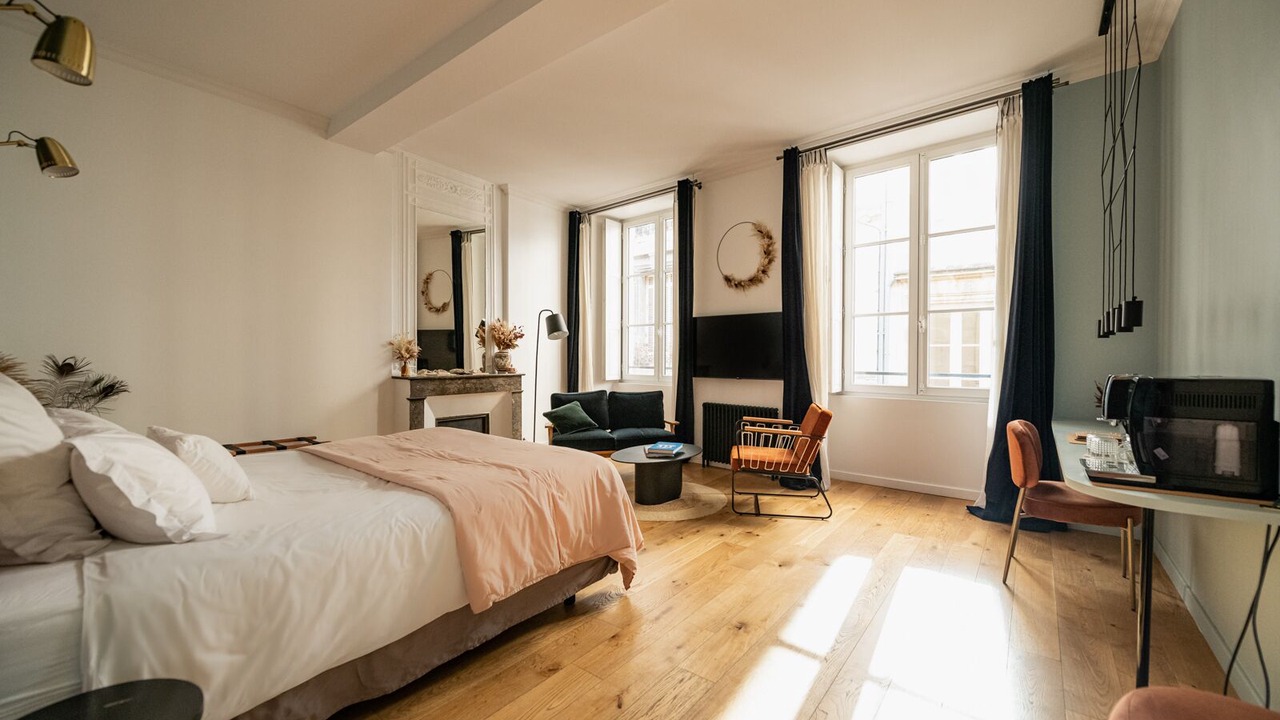 Photo of Bedroom in Hotel de Ville - Quinconces