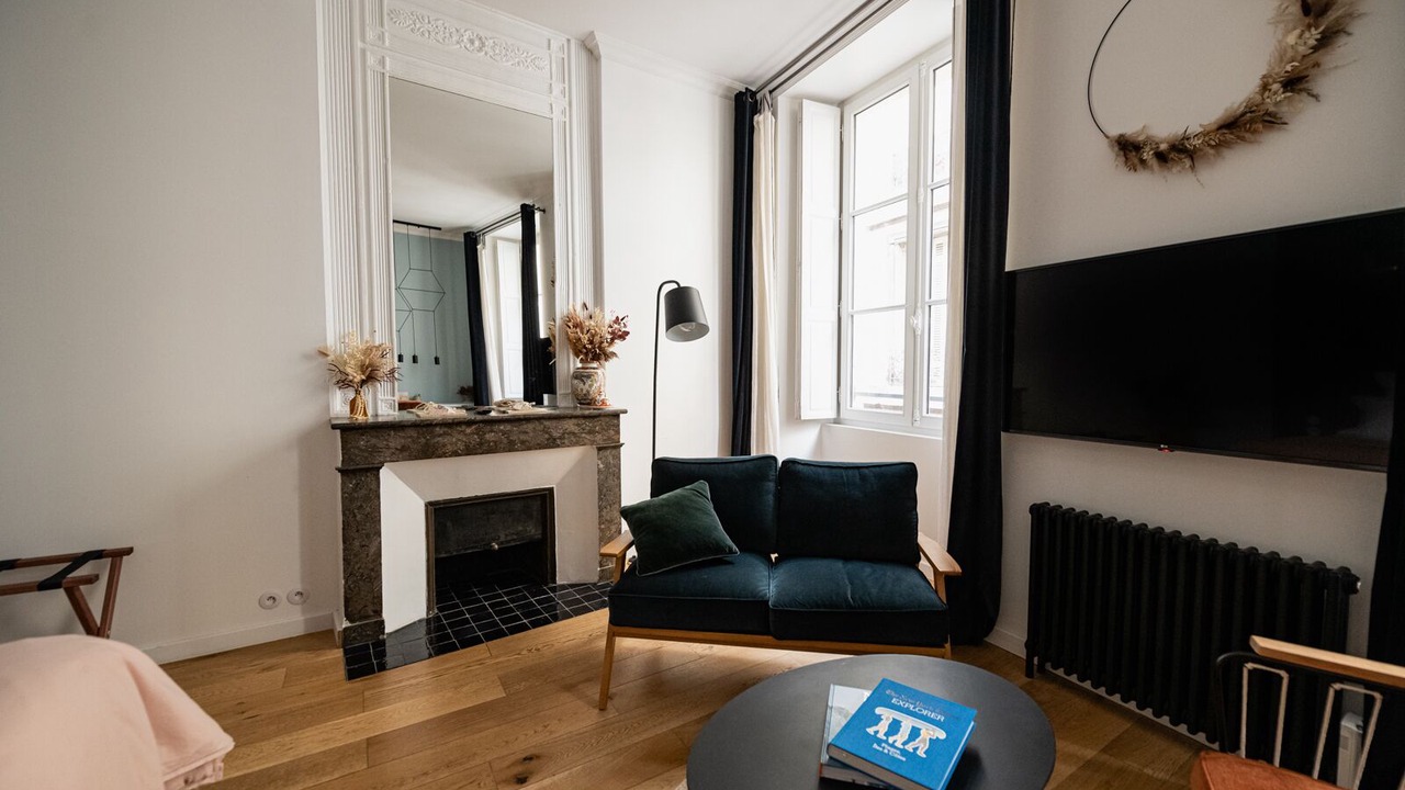 Photo of Bedroom in Hotel de Ville - Quinconces