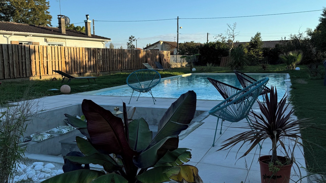 Photo of Patio Balcony in Ambares-et-Lagrave