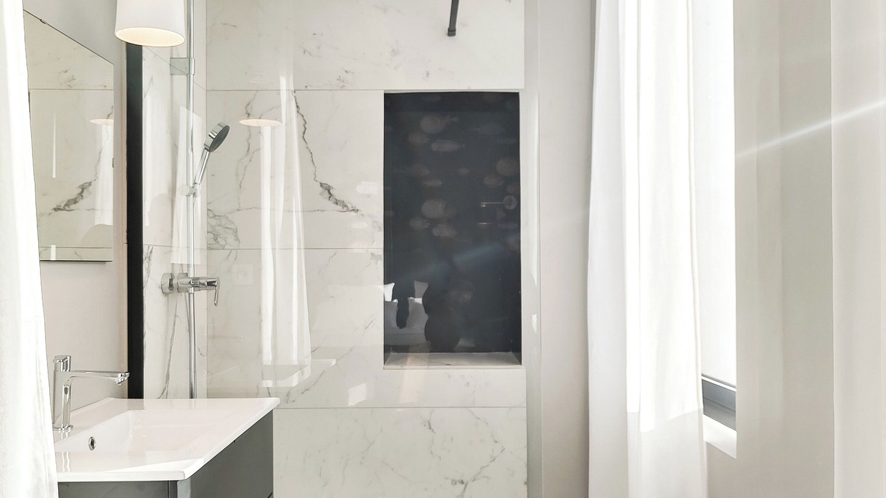 Photo of Bathroom in Couronne Urbaine
