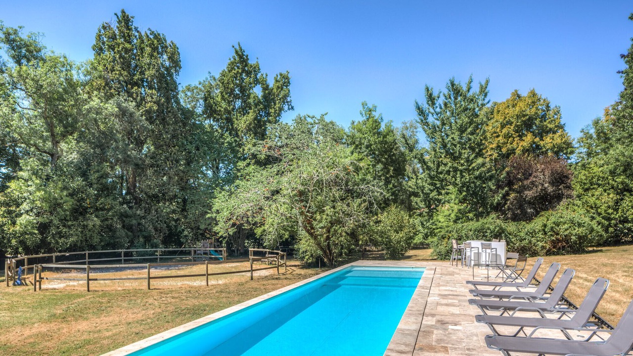 Photo of Outdoor in Montussan