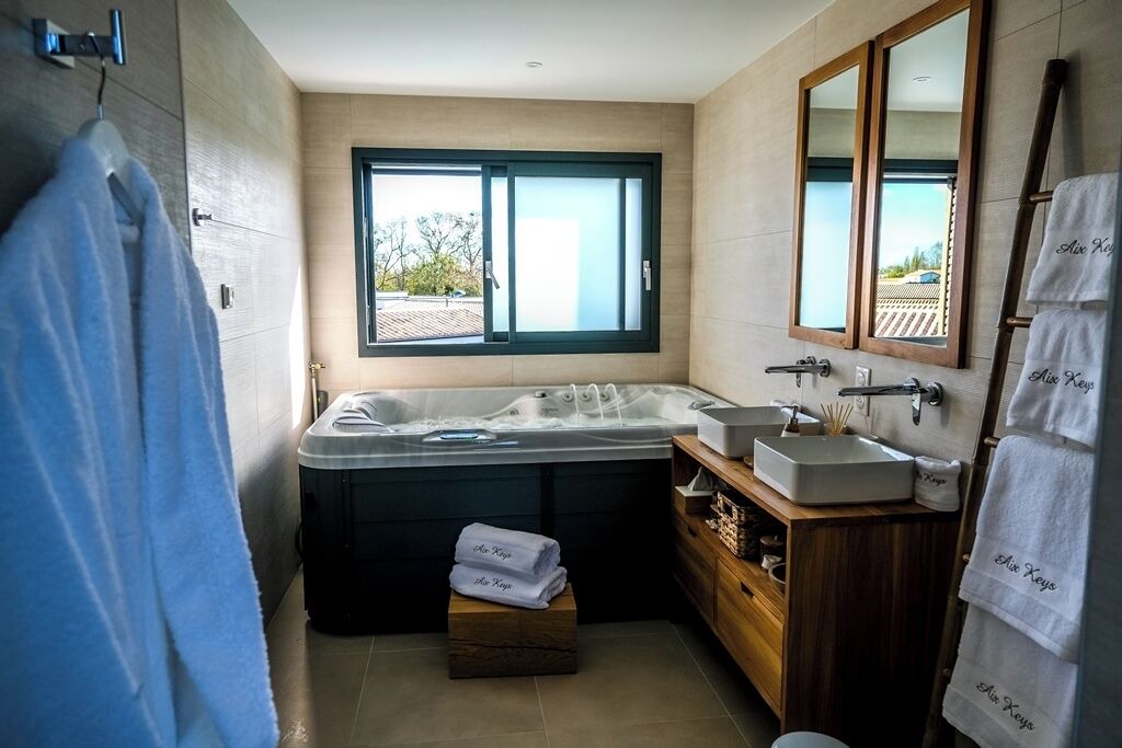 Photo of Bathroom in Saint Laurent de la Pree