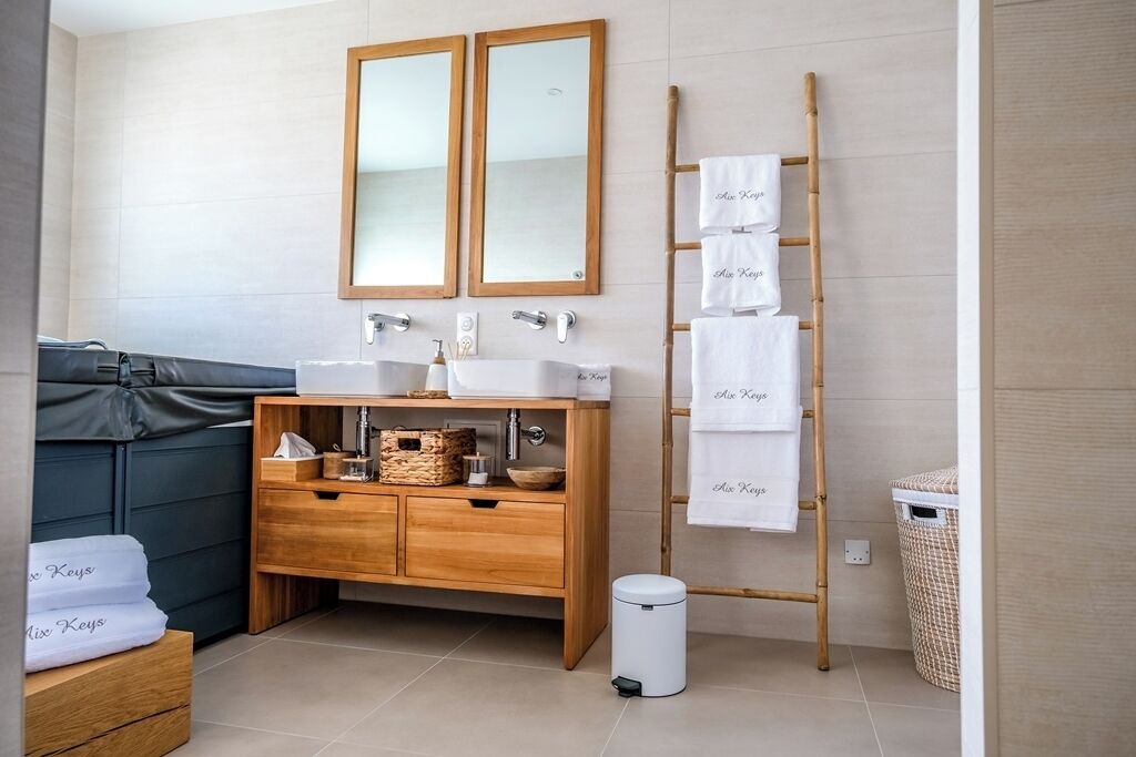 Photo of Bathroom in Saint Laurent de la Pree