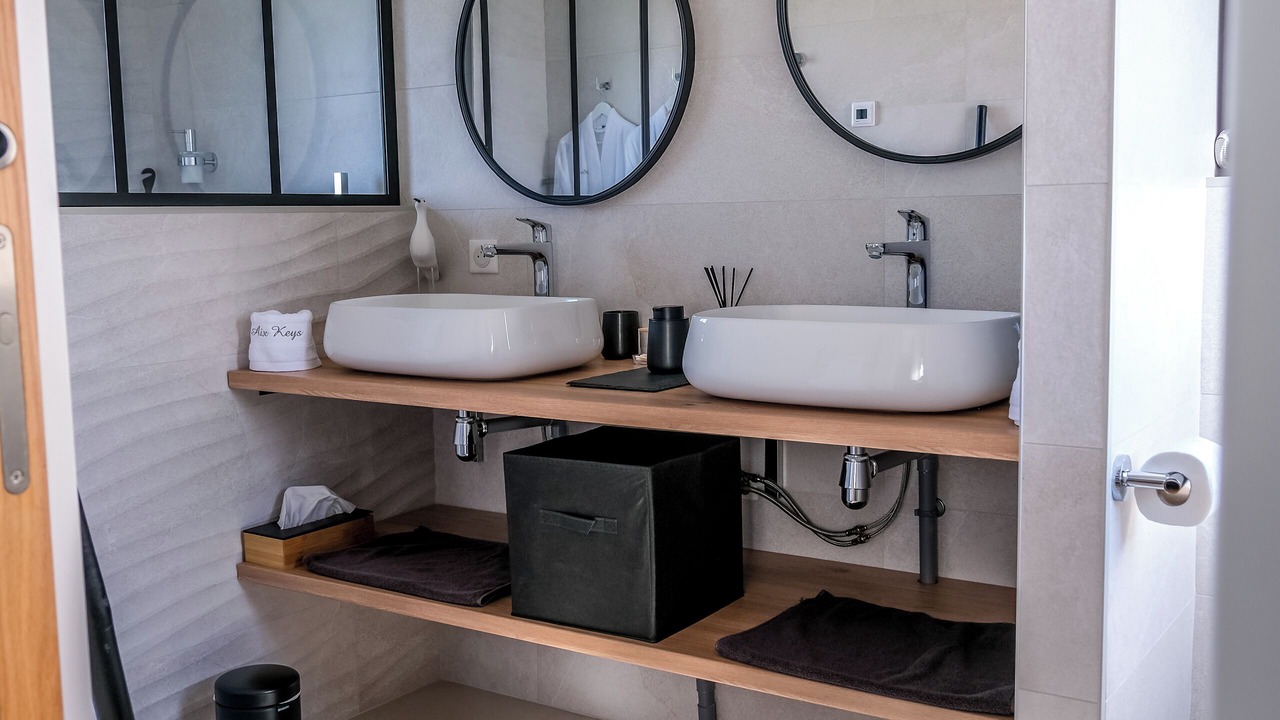 Photo of Bathroom in Saint Laurent de la Pree