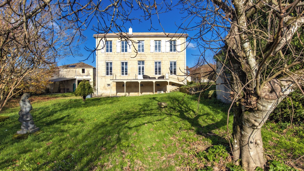 Photo of Outdoor in Semillac
