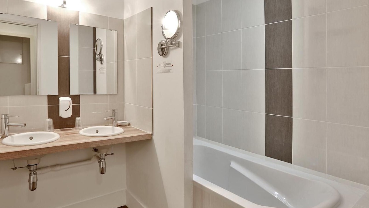 Photo of Bathroom in Pierre-Buffiere