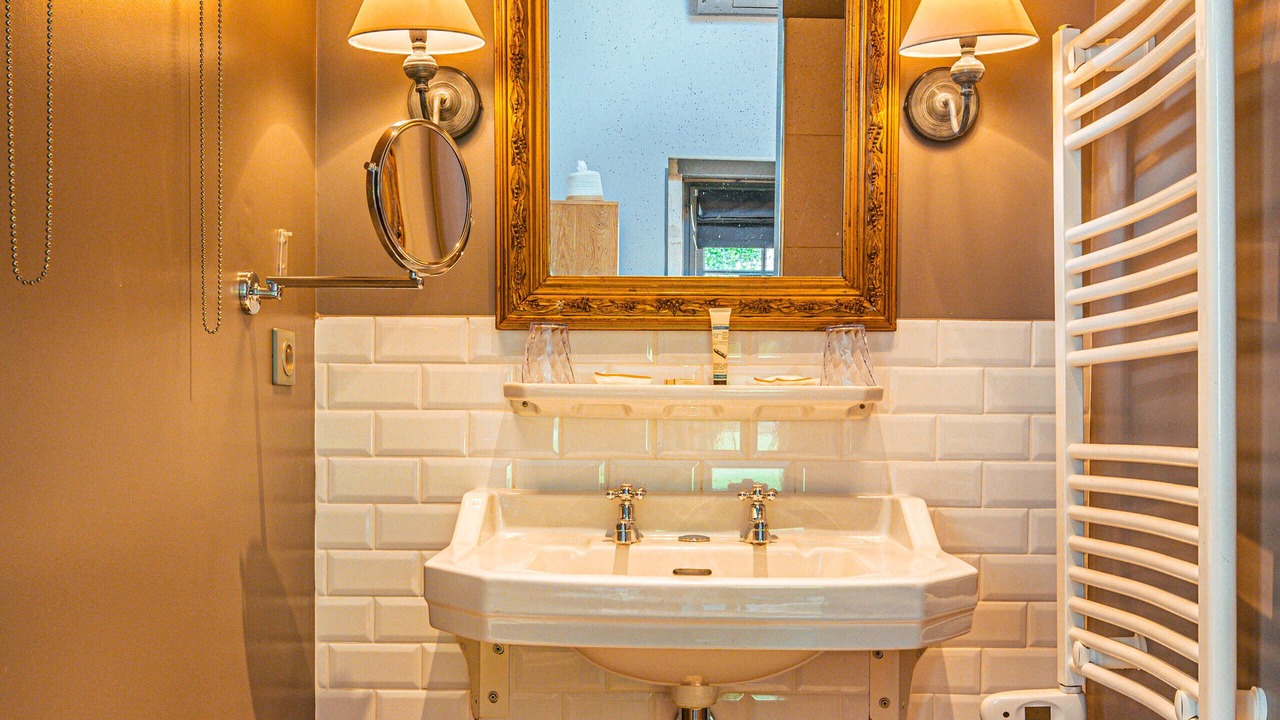 Photo of Bathroom in Prignac-et-Marcamps