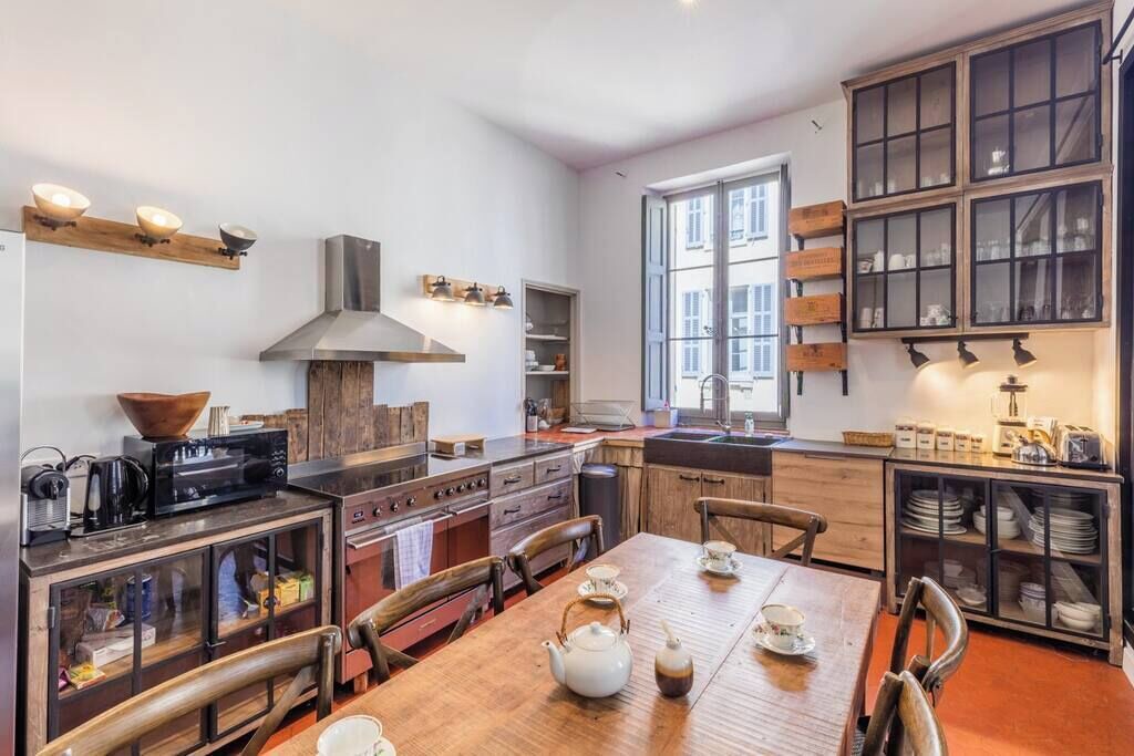 Photo of Kitchen in Opera