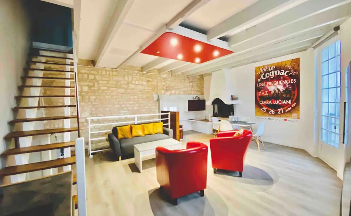 Photo of Livingroom in Jarnac