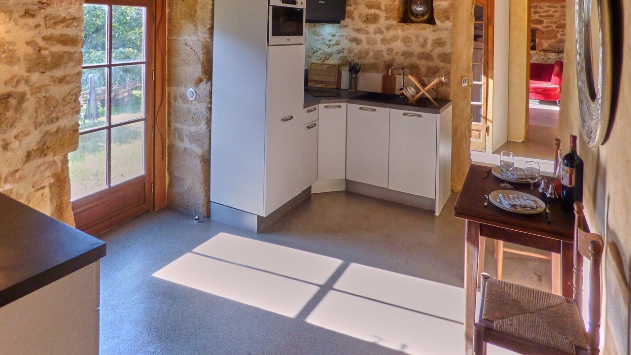 Photo of Kitchen in Vitrac