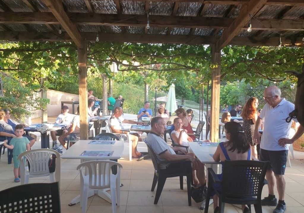 Photo of Others in Salles