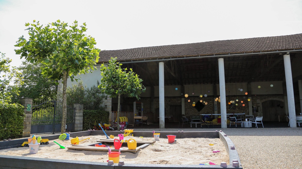 Photo of Outdoor in Jayac
