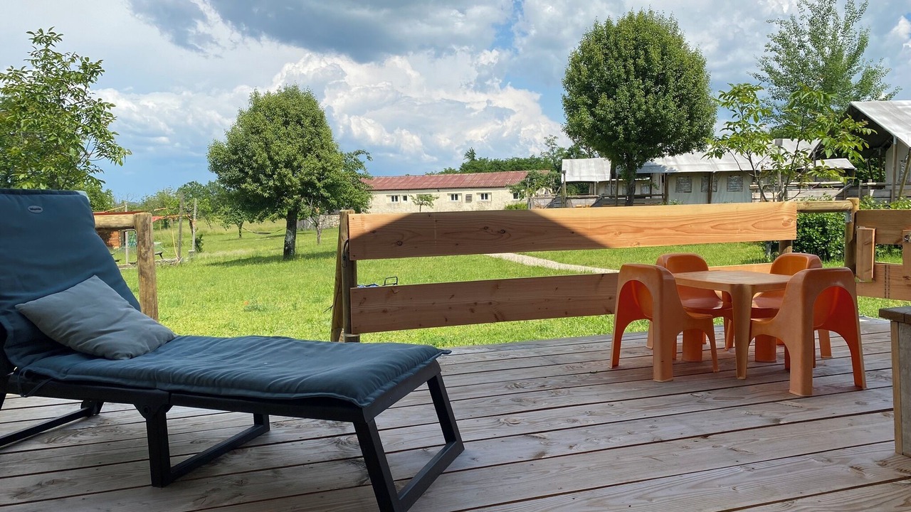 Photo of Outdoor in Jayac