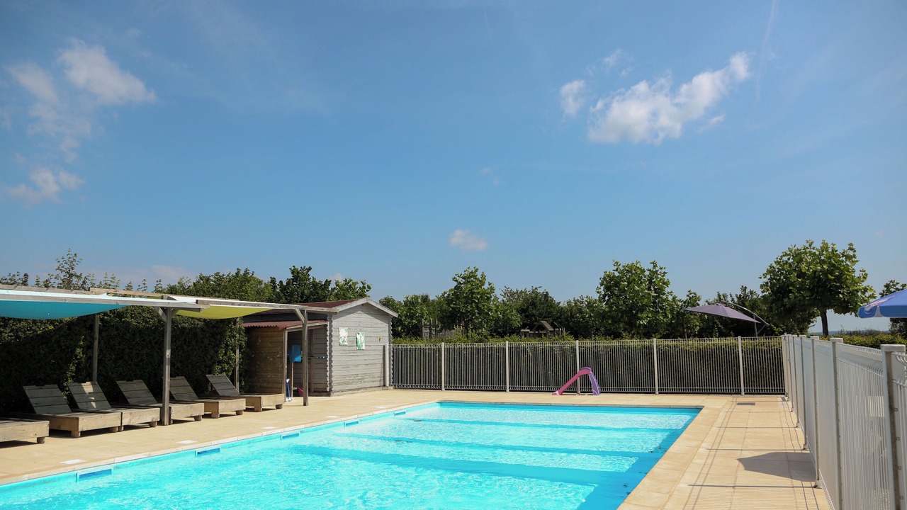 Photo of Outdoor in Jayac