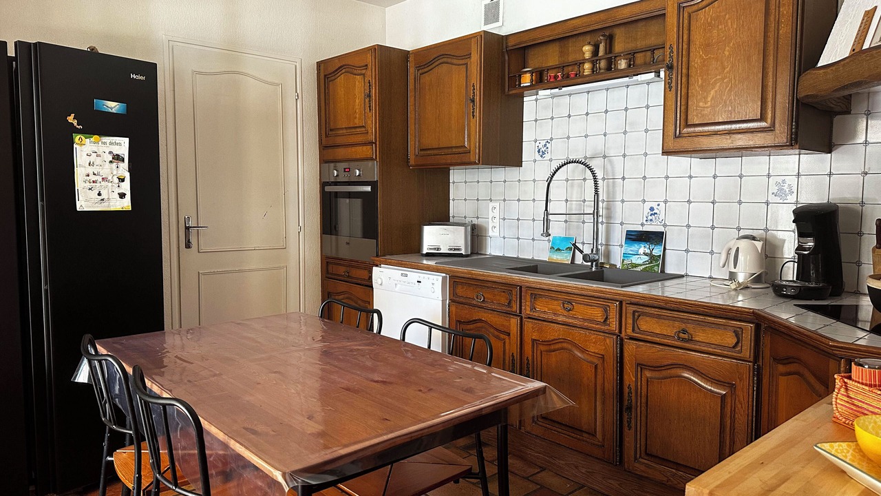 Photo of Kitchen in Jau-Dignac-et-Loirac