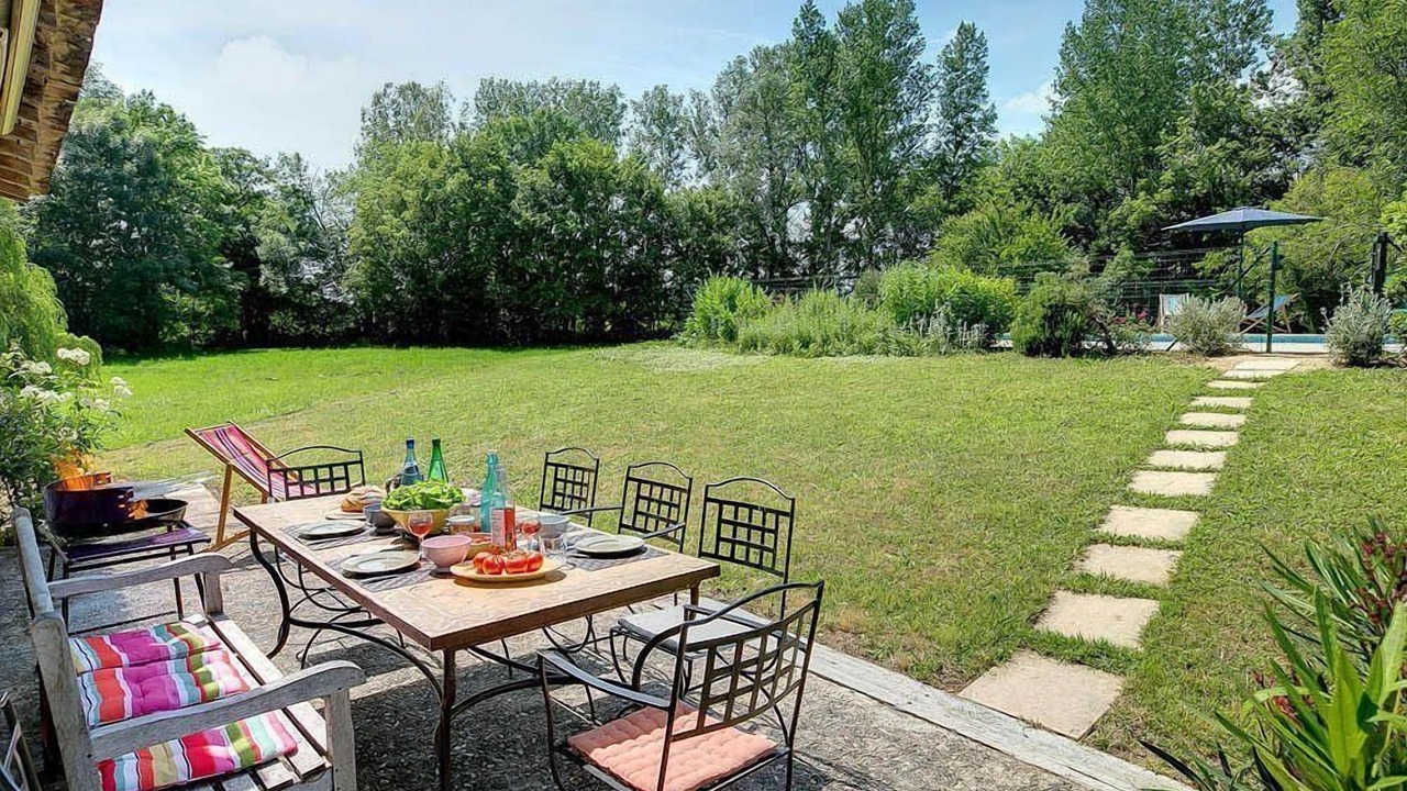 Photo of Outdoor in Castillonnes