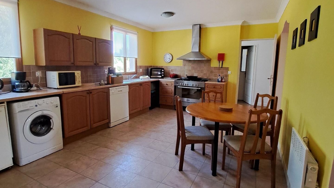Photo of Kitchen in Saint-Pierre-de-Juillers