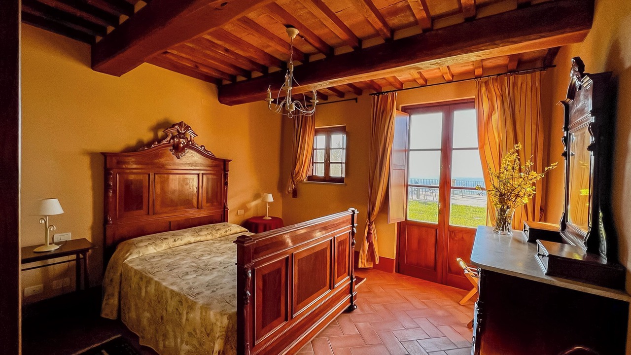 Photo of Bedroom in Buti