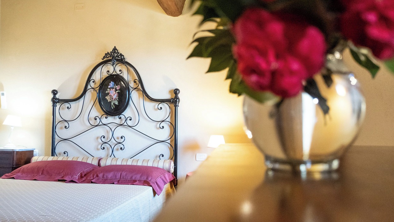 Photo of Bedroom in Buti