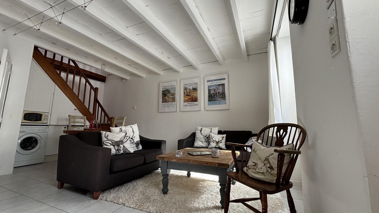 Photo of Livingroom in Saint-Pierre-de-Juillers
