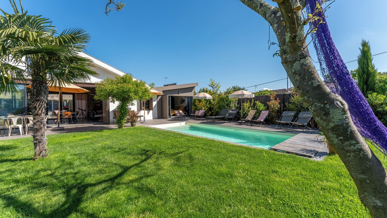 Photo of Outdoor in Le Bouscat