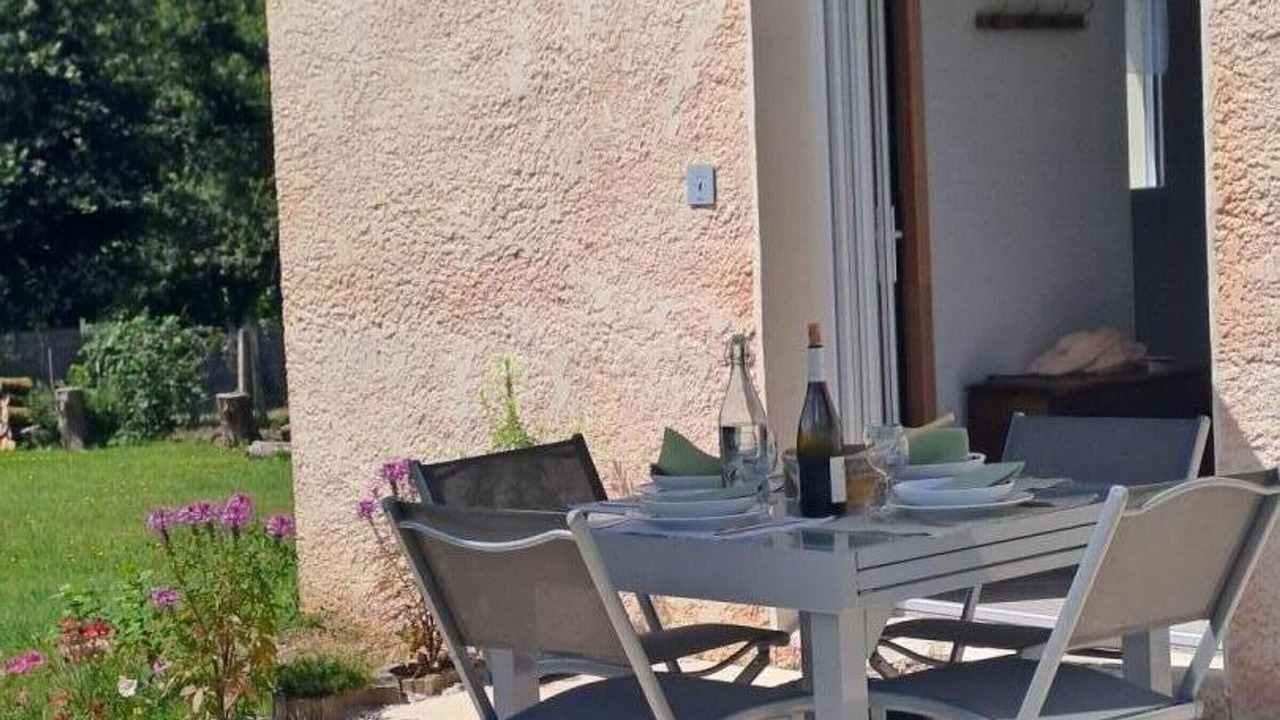 Photo of Outdoor in Saint-Aulaye-Puymangou