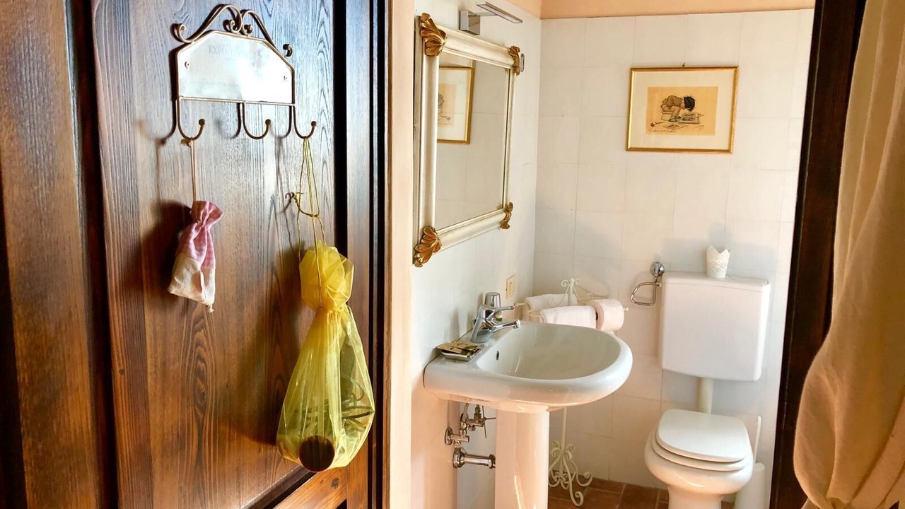 Photo of Bathroom in Castiglion Fiorentino