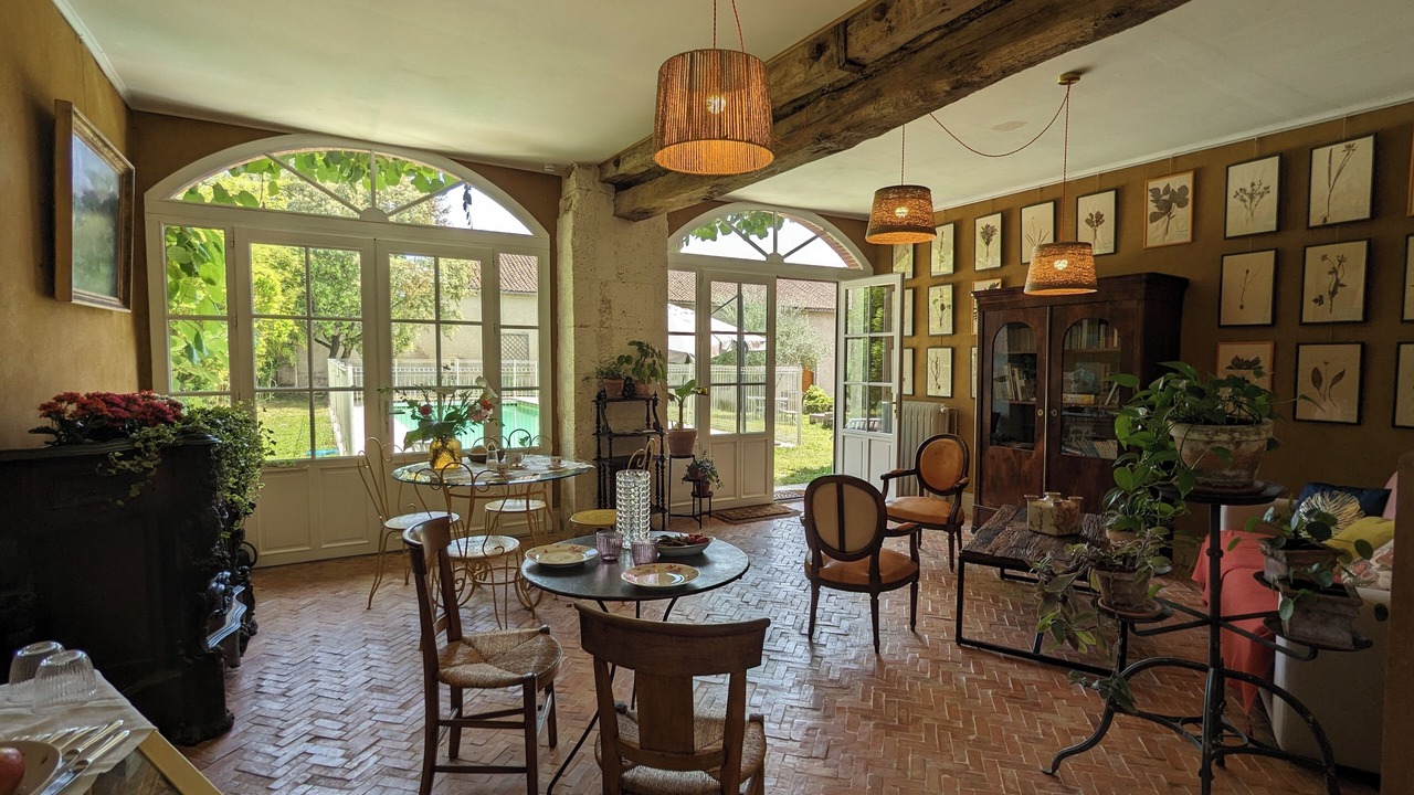 Photo of Livingroom in Montbron