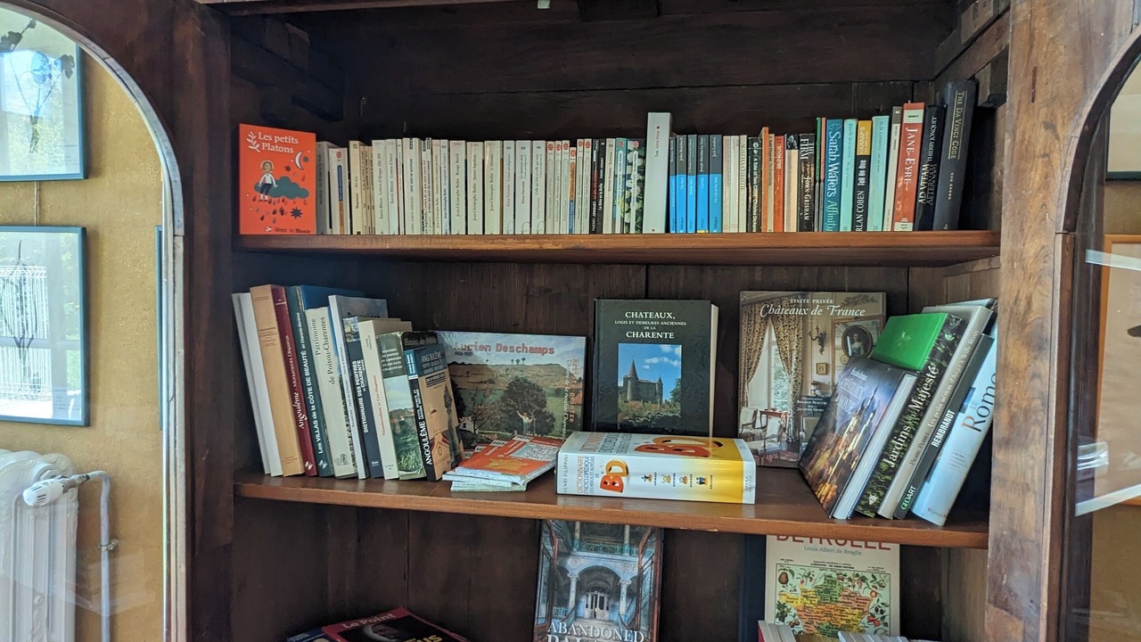 Photo of Livingroom in Montbron