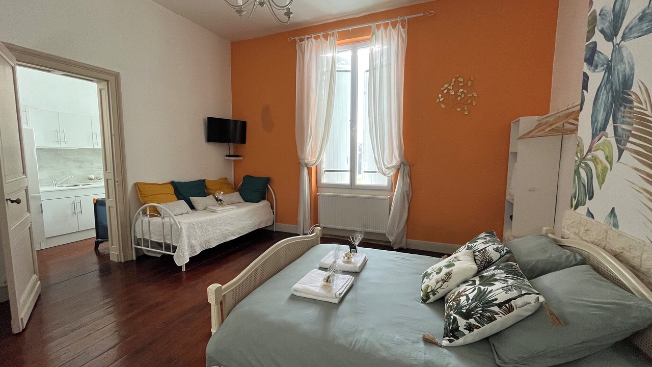 Photo of Bedroom in Razimet