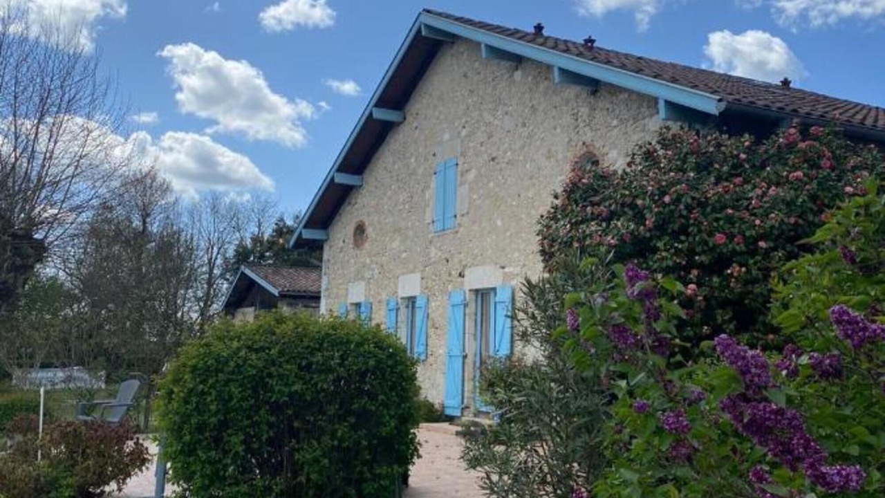 Photo of Outdoor in Angoume