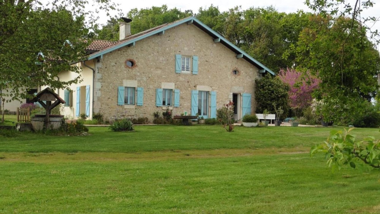 Photo of Outdoor in Angoume