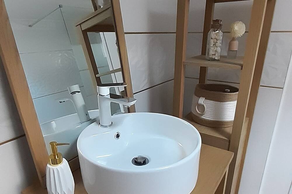 Photo of Bathroom in Authon-Ebeon