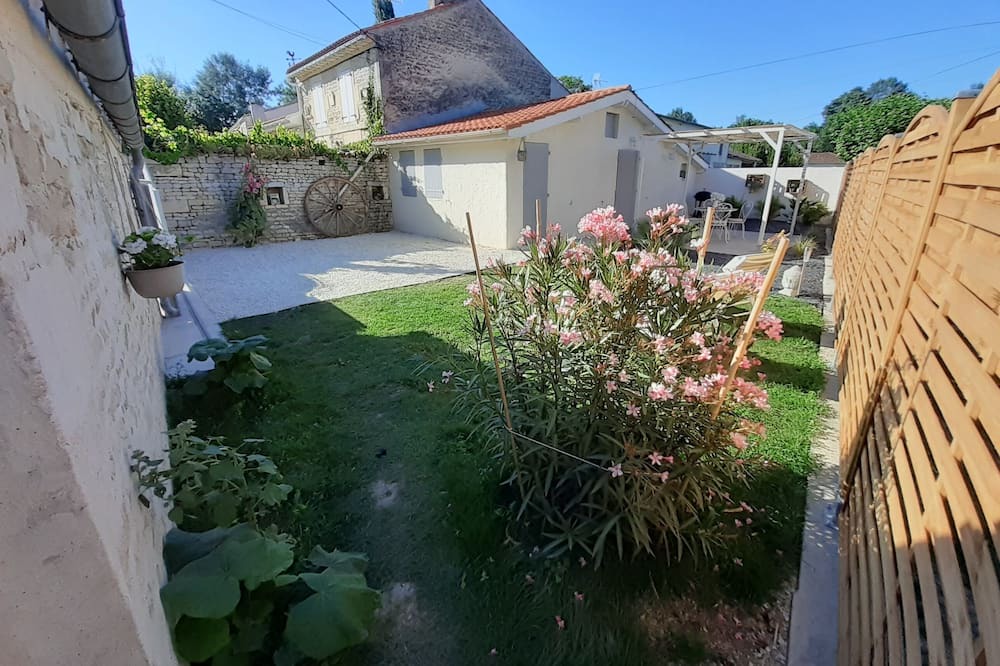 Photo of Outdoor in Authon-Ebeon