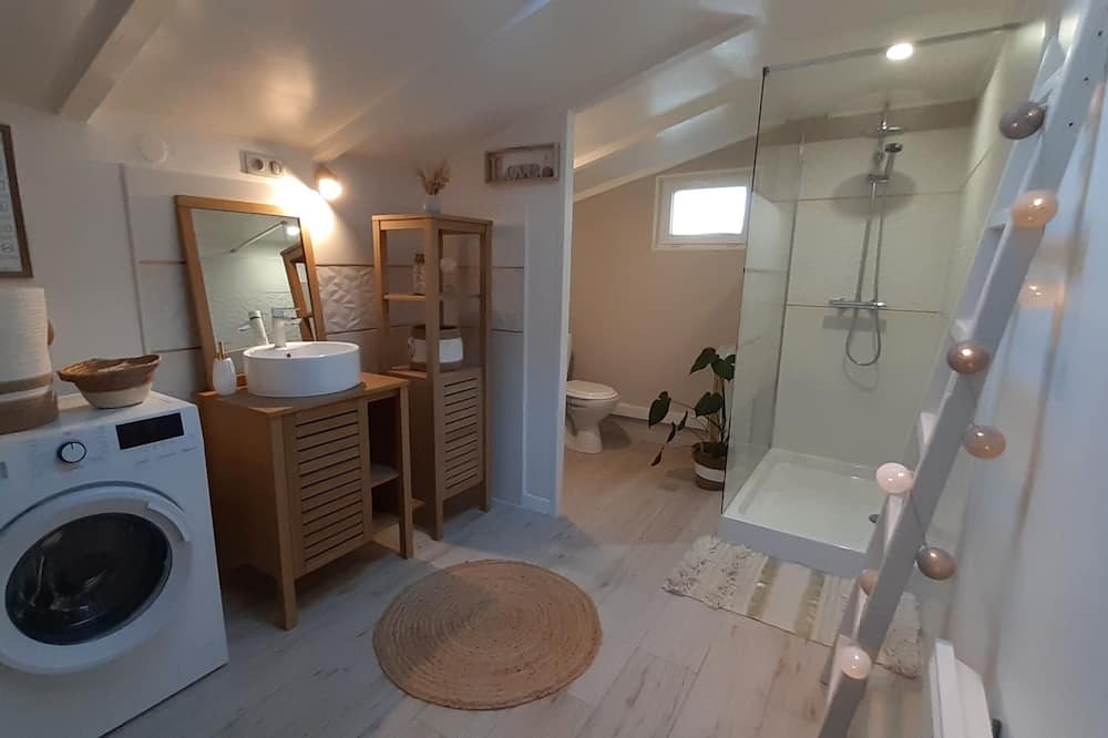 Photo of Bathroom in Authon-Ebeon