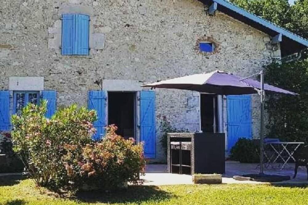 Photo of Outdoor in Angoume