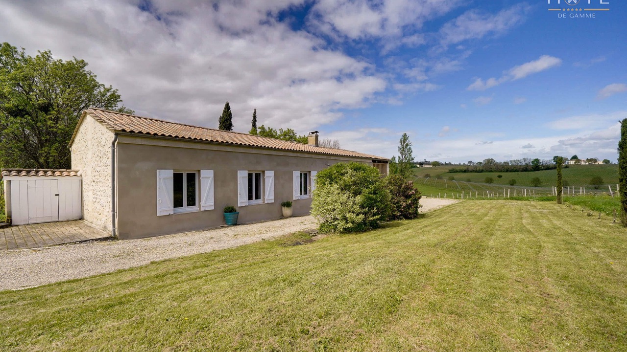 Photo of Outdoor in Bourg-sur-Gironde