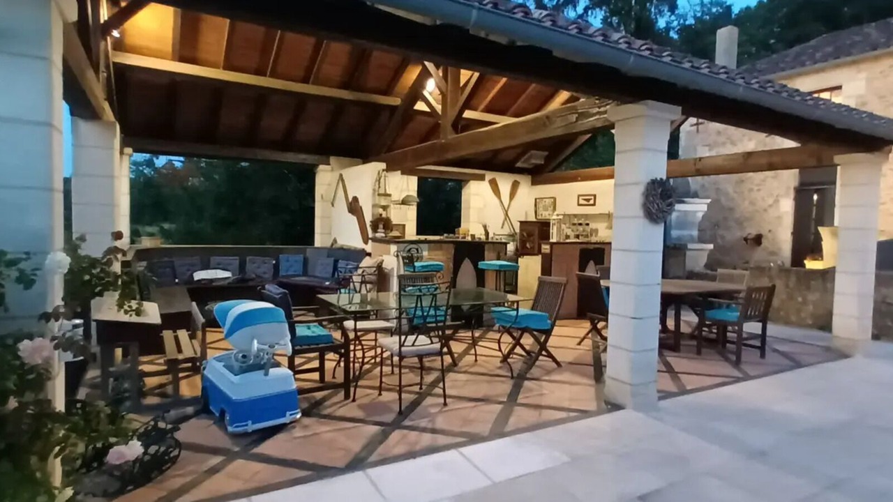 Photo of Patio Balcony in Saint-Amand-de-Vergt