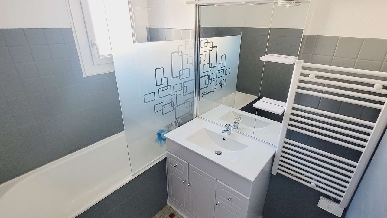 Photo of Bathroom in Saint-Paul-en-Born