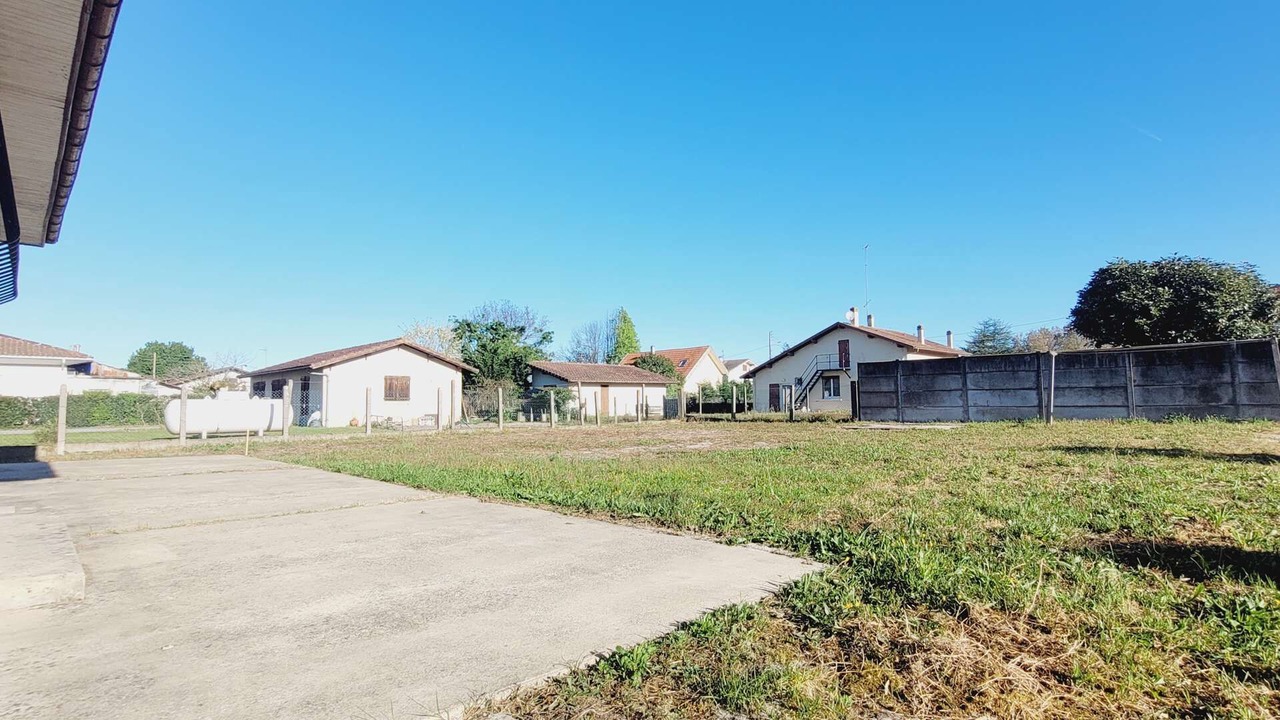 Photo of Outdoor in Saint-Paul-en-Born