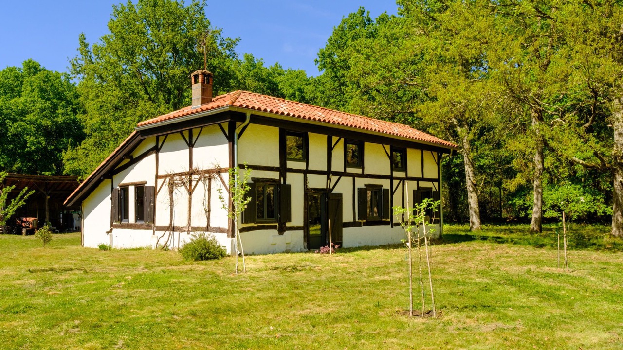 Photo of Outdoor in Luglon