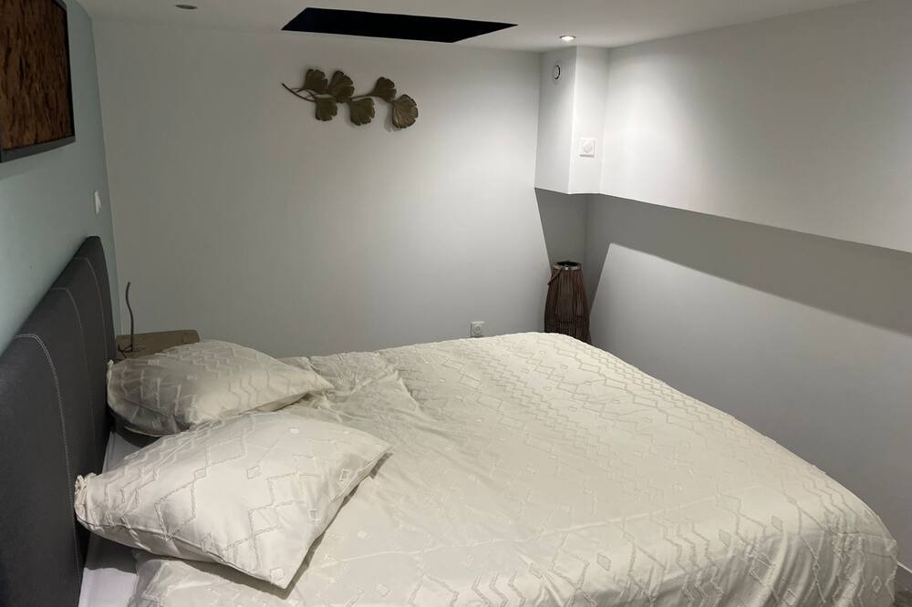 Photo of Bedroom in Bordeaux Sud