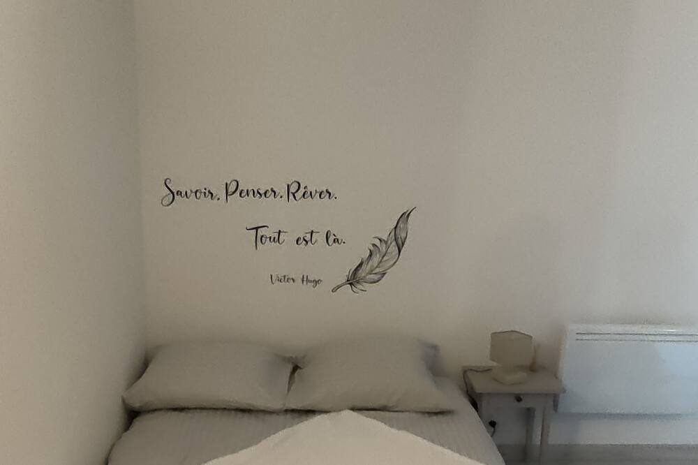 Photo of Bedroom in La Creche