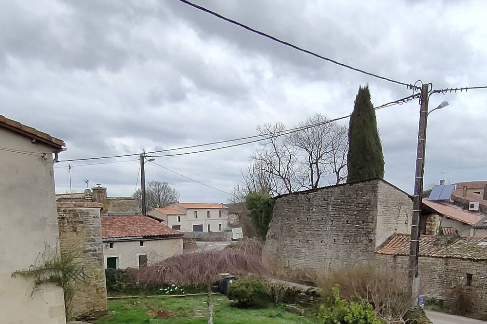 Photo of Outdoor in La Creche