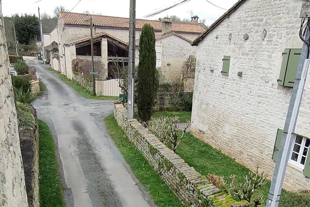 Photo of Outdoor in La Creche